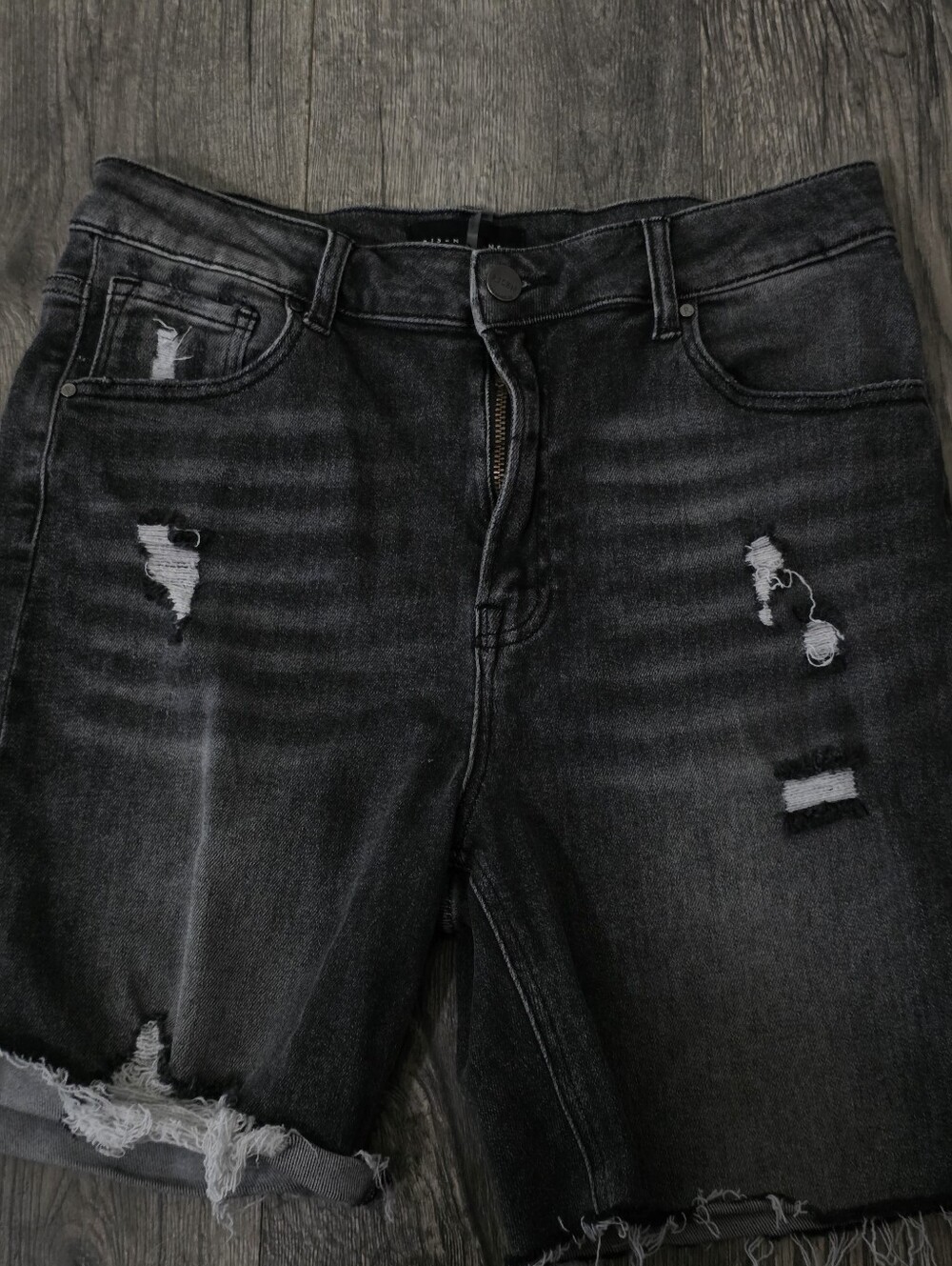 Risen Jeans Cut Off Denim Shorts Black Distressed Frayed Hem Size 13/31